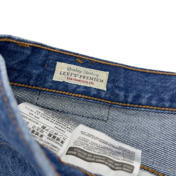 Levis Premium 501 Denim Cut Off Button Fly Medium Blue Jean Shorts Womens 30 - Picture 4 of 14